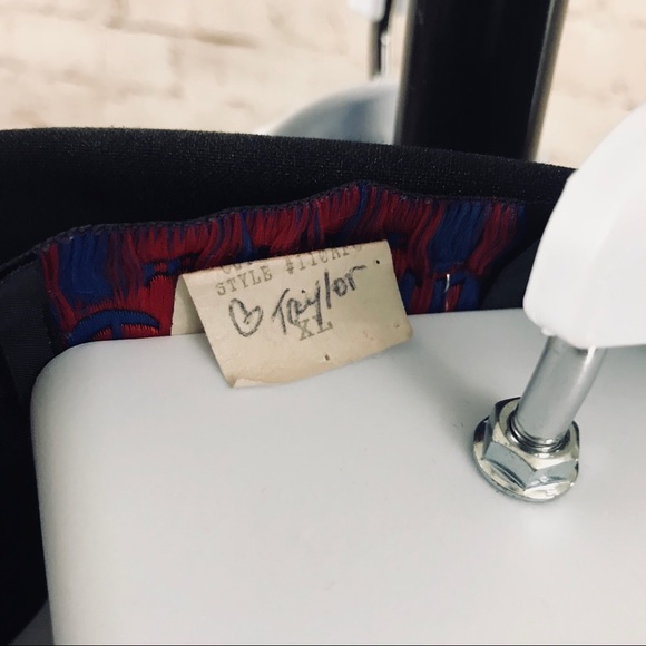 Casino wear button down shirt - Picture 7 of 7